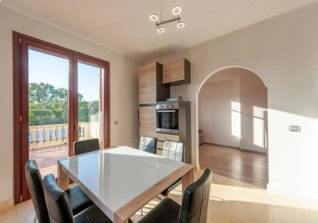 Appartamenti Villa Sabina Lecce 0*,